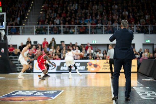 Comment le basket favorise le travail d'équipe